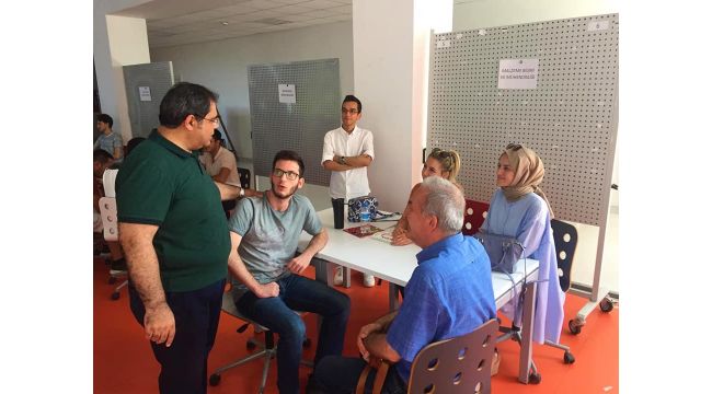 Aslan'dan davet var