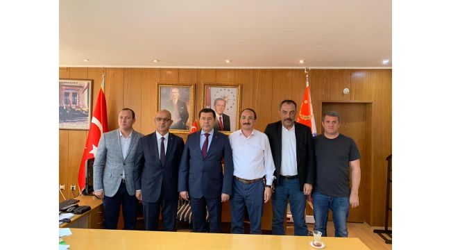 Ünlü emniyete gitti