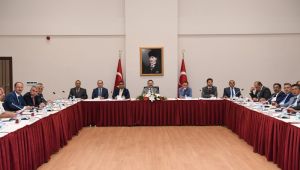 Bağımlılığı masaya yatırdılar