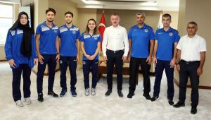 Başkan Büyükakın, Milli Karatecileri ağırladı