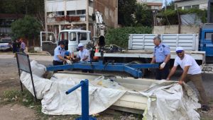 Darıca'da sahipsiz ve hurda sandallar kaldırılıyor