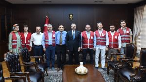 Darıca Kızılay Vali Aksoy'u ziyaret etti