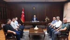 Gebzespor Vali Aksoy'a gitti