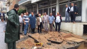 İrfan Ayar çöken yolu inceledi