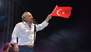 Kocaeli'de Volkan Konak rüzgarı esti