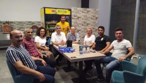 Meclis Üyesi Gençay mahallelere indi