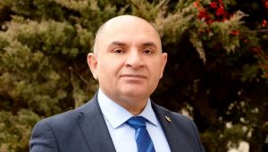 Tarhan açtı ağzını yumdu gözünü