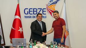 Aslan, Gahramanov'u ağırladı