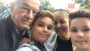 Babaanne ve dededen dondurma ziyafeti