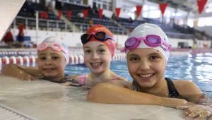 Gebze’de 2 bin 500 çocuk yüzme ile tanıştı