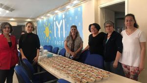 İYİ Kadınlardan aşure programı