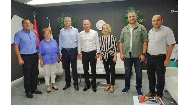 İYİ Parti Gebze, Şenel'e gitti