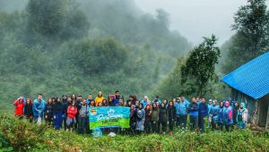 Kayaüstü Yaylası'nda hem spor hem temizlik