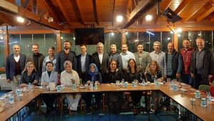 AK Partililer yine toplandı