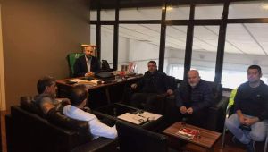 Ali Osman Gür'e ziyaretçi akını