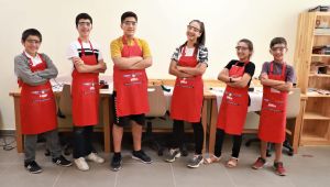 Bilgievi öğrencileri kendi oyuncaklarını tasarlıyor