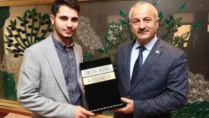 Büyükgöz, 1. olan hatibi tebrik etti