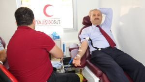 Büyükgöz'den kan bağışına destek