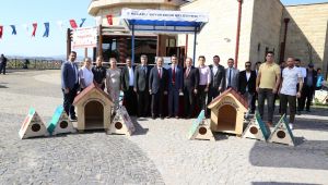 Her okula bir can dostu