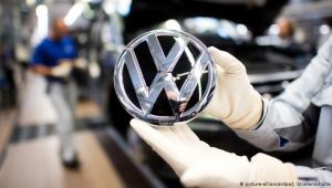 Wolkswagen Türkiye yatırım kararını askıya aldı