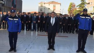 Atatürk Dilovası’nda anıldı