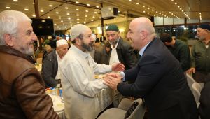 Başkan Bıyık, hacılarla buluştu