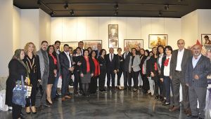 CHP'li kadınlardan anlamlı sergi