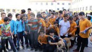 İzmit Ortaokulu’nda artık bir “Cesur” var