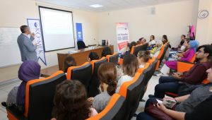 Kariyer Akademisi’ne giderim, kariyer yaparım