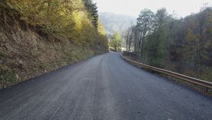 Kartepe zirvesine giden alternatif yol asfaltlandı