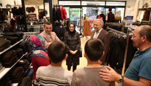 Keşke sağ elin verdiğini sol el görmeseydi