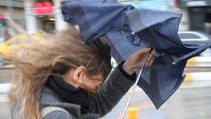 Kuvvetli rüzgar ve sağanak yağışa dikkat!