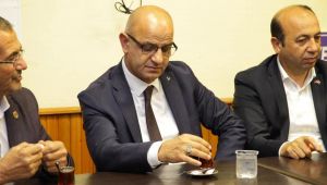 Aydın Ünlü çay için davet bekliyor