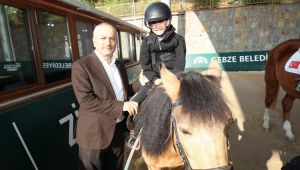 Büyükgöz özel çocukların heyecanlarına ortak oldu