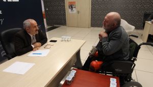 Başkan Büyükgöz vatandaşı dinliyor