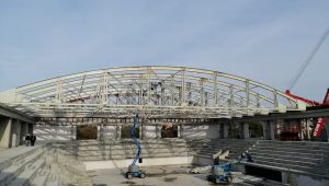 Darıca’nın dev spor salonunun çatısı geldi