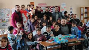 Gebzeli gençler Elazığ ve Bingöl'e gönül köprüsü kurdu