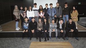 Haydi çocuklar tiyatro eğitimi almaya