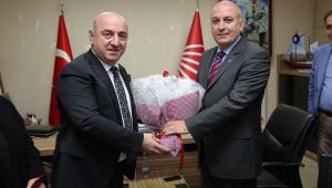 İktidardan muhalefete çiçek