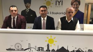 İYİ Parti kongrelere hazırlanıyor