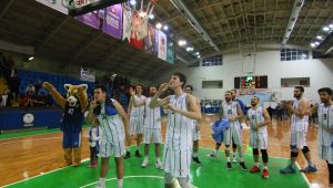 Kağıtspor Basket emin adımlarla ilerliyor