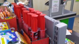 Şırınga çikolata hala Gebze'deki marketlerde satılıyor