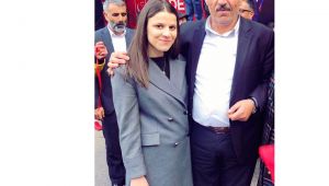 Babasına sahip çıktı, Şayir'e gönderme yaptı