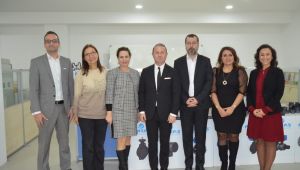 Pimtaş, Ekonomi Zirvesi'nde sanayicilerle bir araya geldi