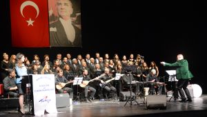 SDKM'de muhteşem yıl sonu konseri