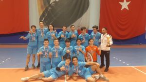 Anibal Anadolu Lisesi hattrick yaptı