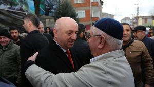 Başkan Bıyık, umreye giden vatandaşları uğurladı