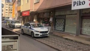 Gebze zabıtası değil Büyükşehir zabıtası kaldırımı işgal etti