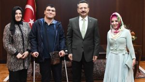 Gebzeli Ümit Yıldırım engelleri aşıyor