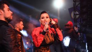 İrem Derici Karfest'te şoke etti!